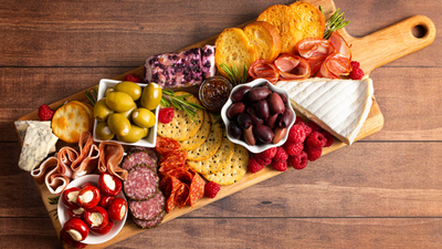 How To Make A Charcuterie Board That Will Impress