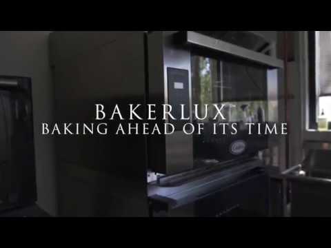 Cadco XAFT-03HS-LD Bakerlux LED Heavy-Duty Convection Oven, Digital Controls and Humidity, 1/2 Size